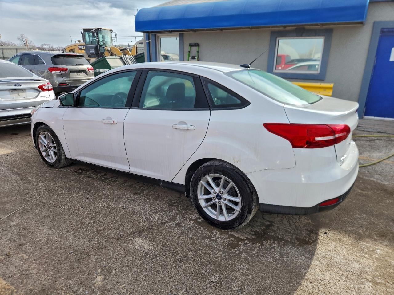 2018 Ford Focus Se - Image 2