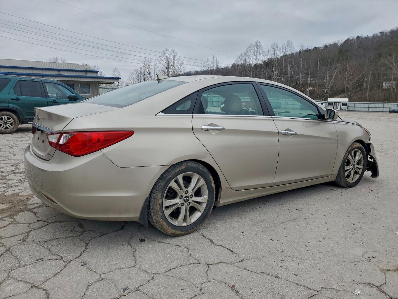 2011 Hyundai Sonata Se - Image 3