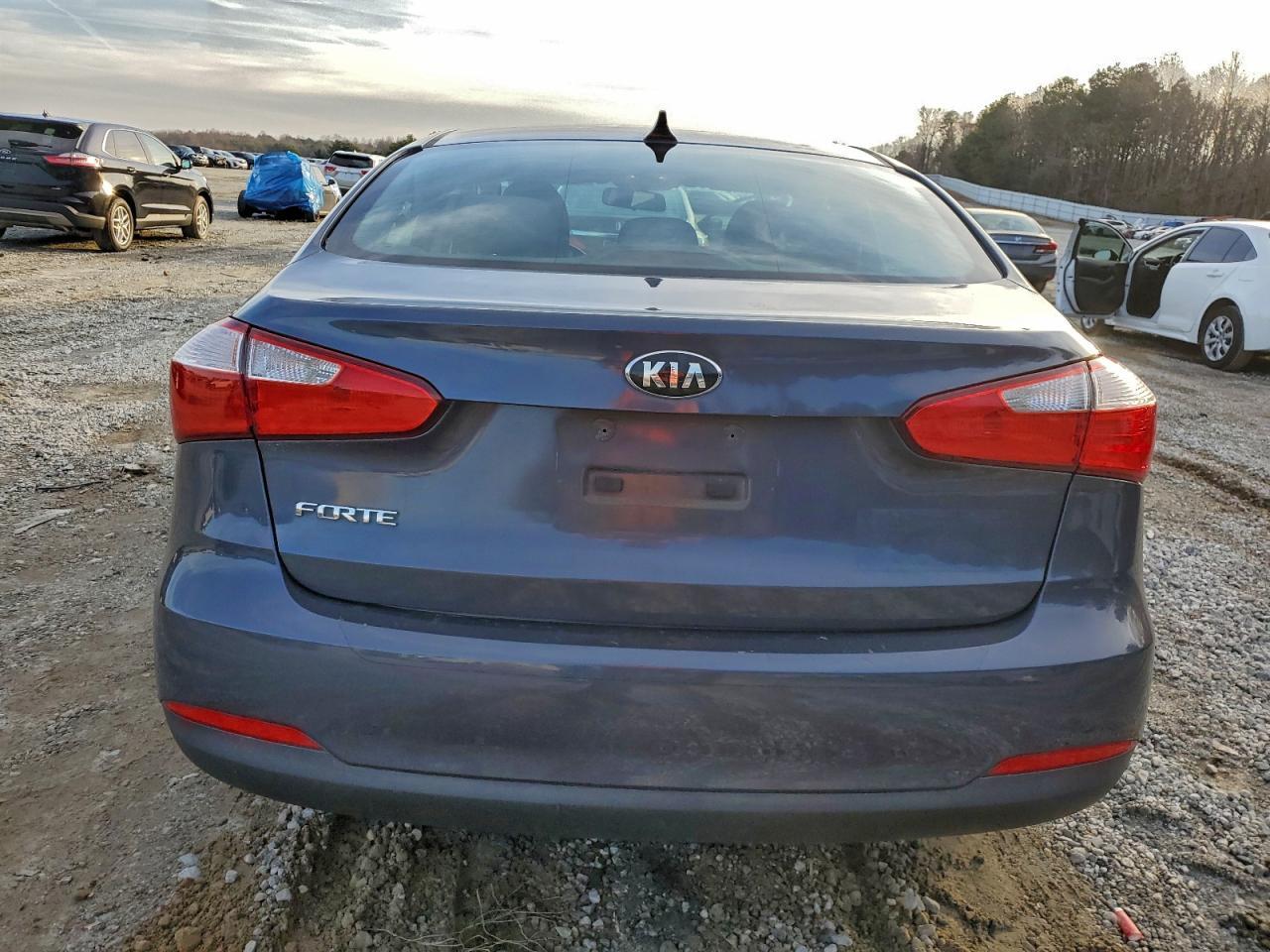 2015 Kia Forte Lx - Фото 6