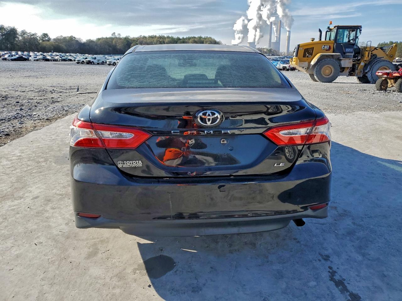 2018 Toyota Camry L - Image 6