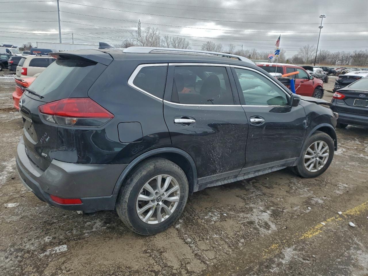 2018 Nissan Rogue S - Фото 3