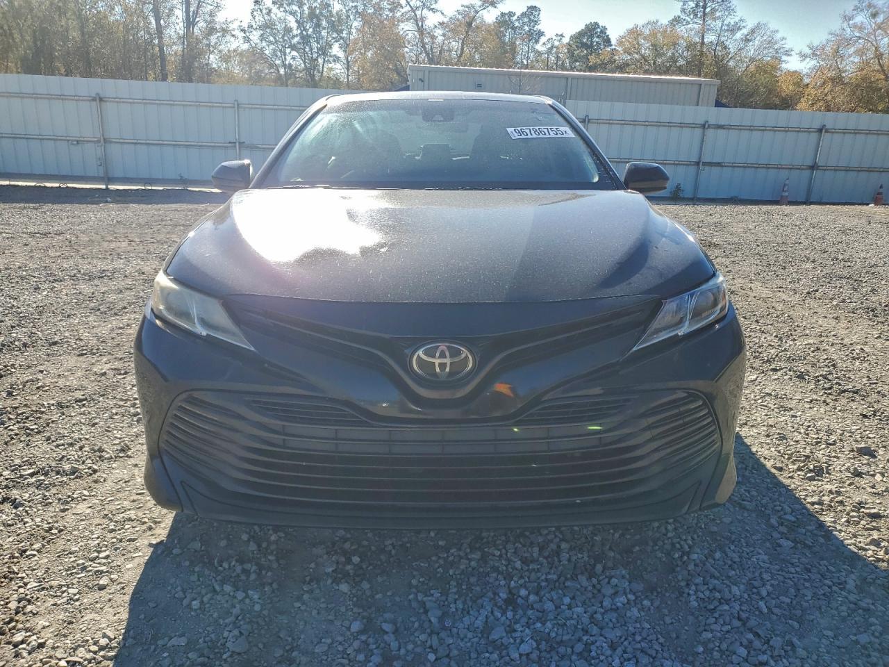 2018 Toyota Camry L - Фото 5