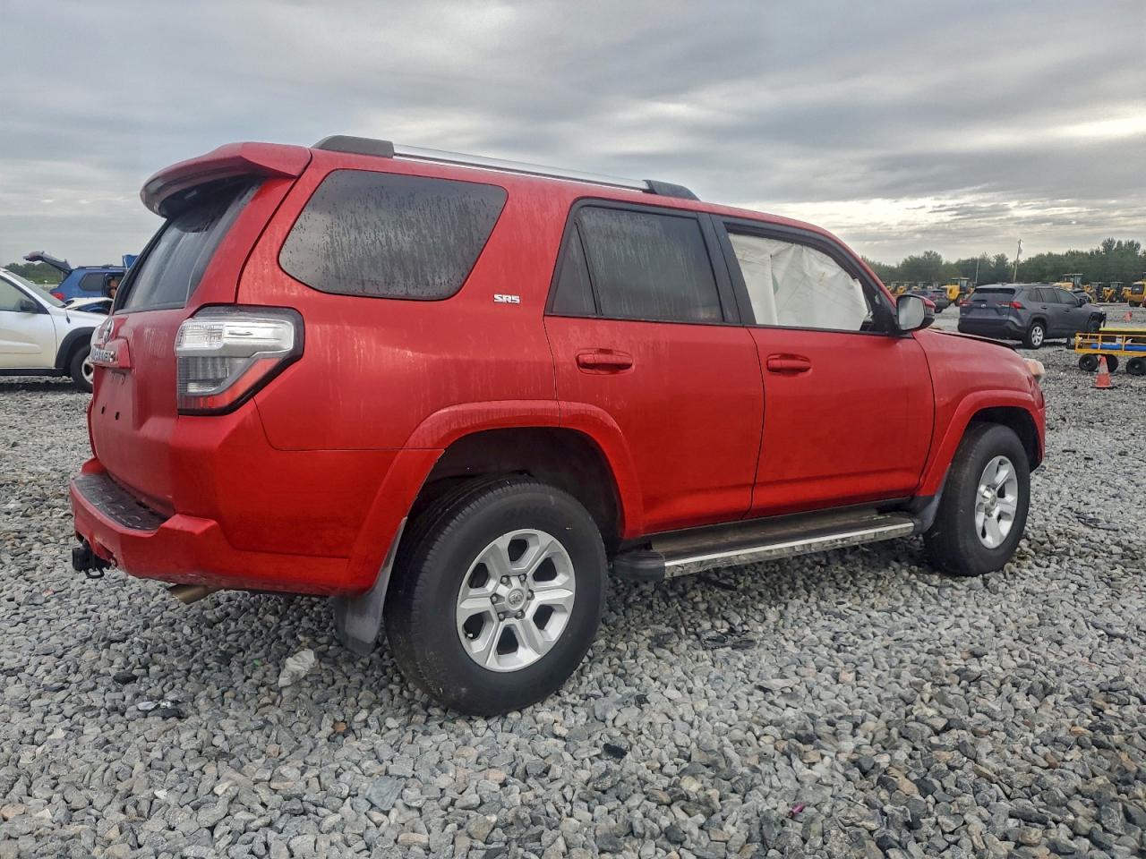 2022 Toyota 4Runner Sr5 - Фото 3