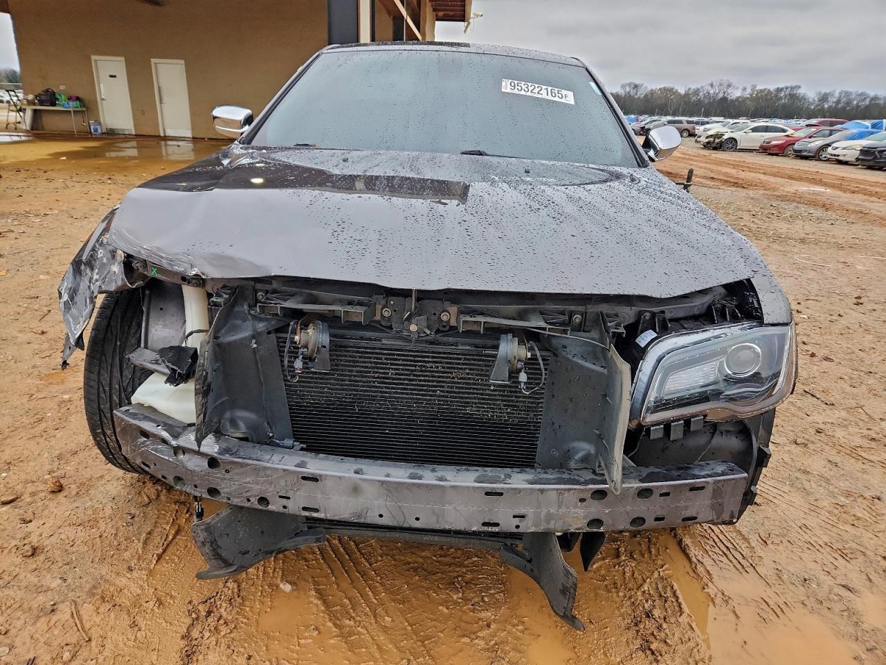 2016 Chrysler 300C - Фото 5