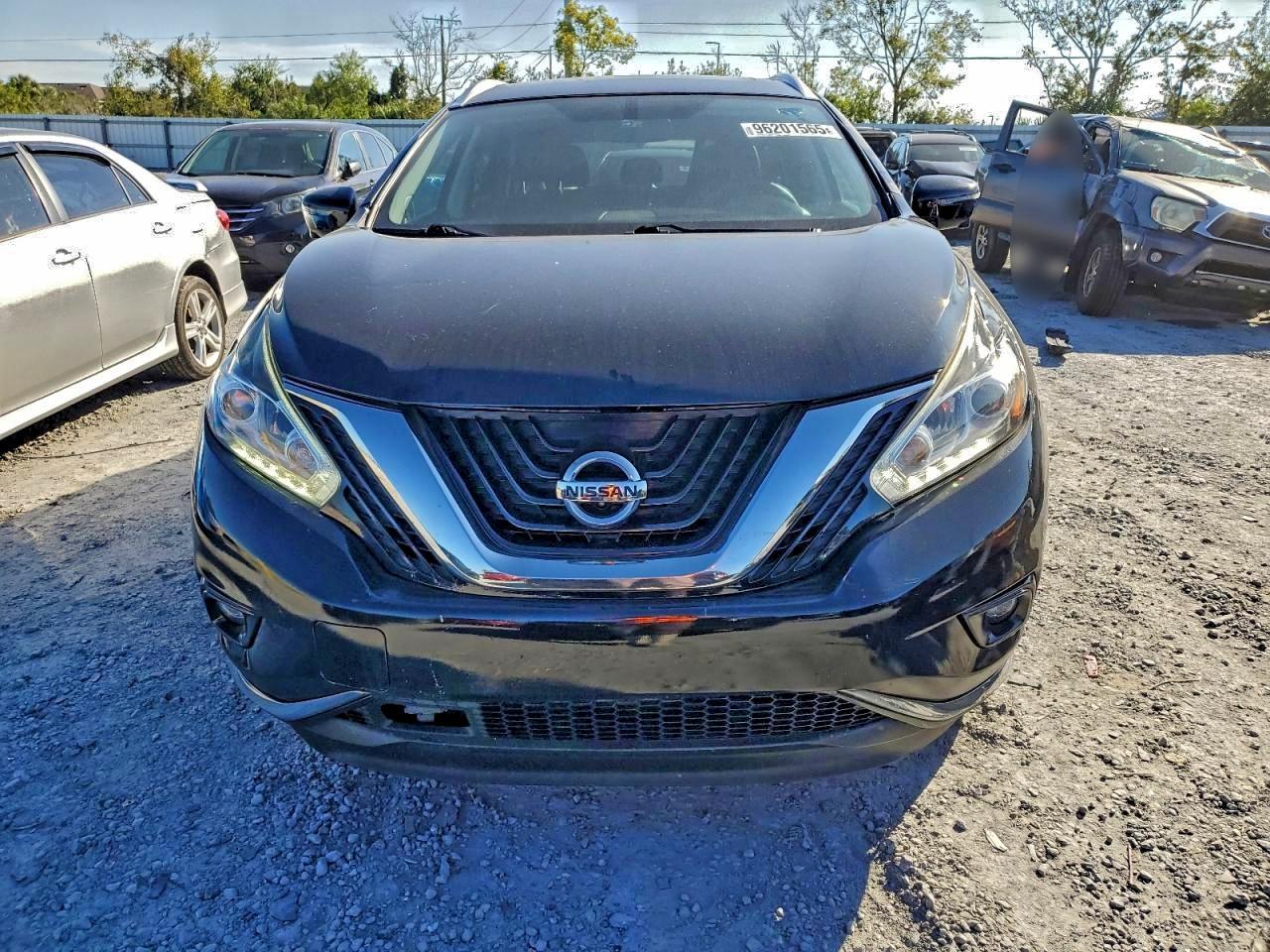 2017 Nissan Murano S - Image 5