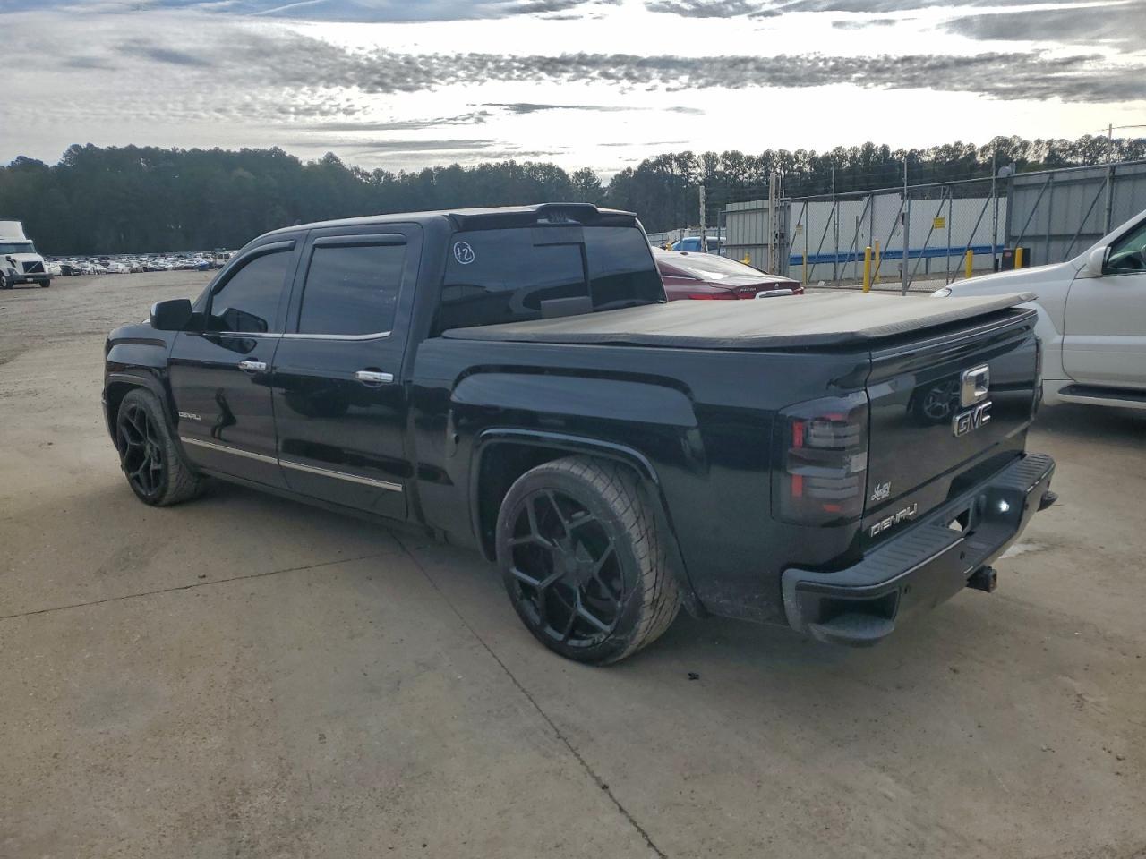 2014 GMC Sierra C1500 Denali - Фото 2