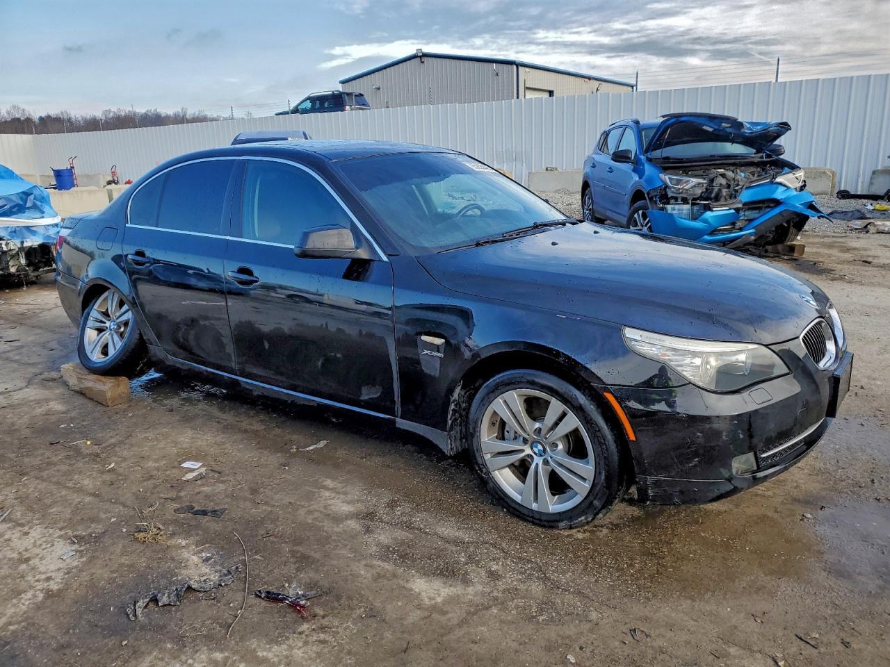 2010 BMW 528 Xi - Фото 4