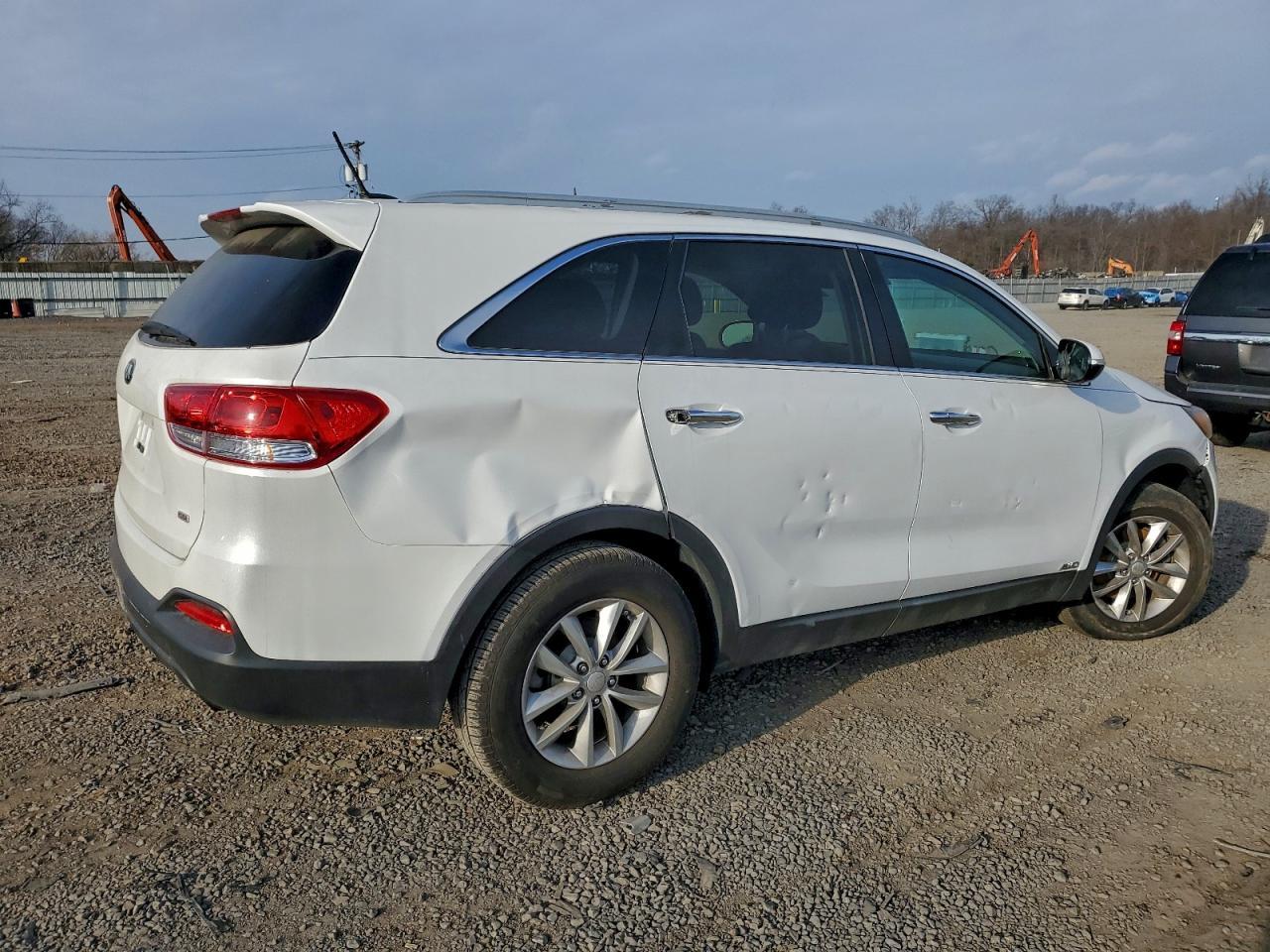 2016 Kia Sorento Lx - Image 3