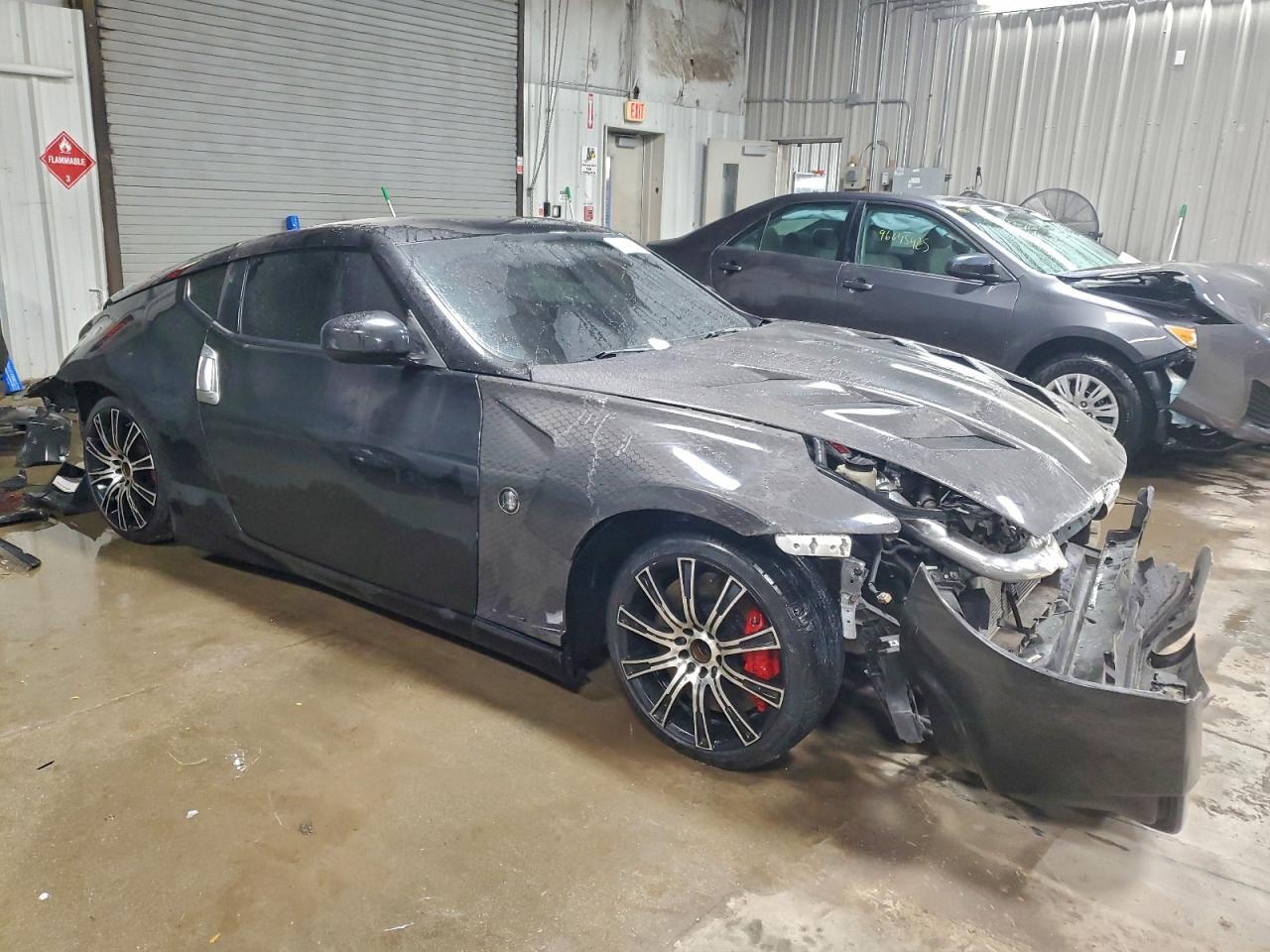 2014 Nissan 370Z Base - Фото 4