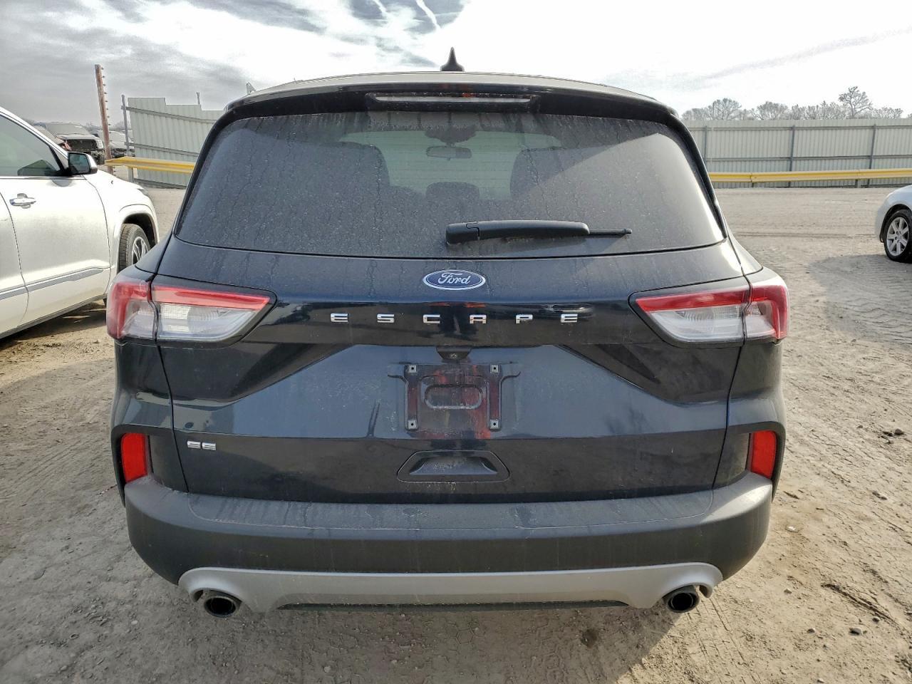 2021 Ford Escape Se - Фото 6