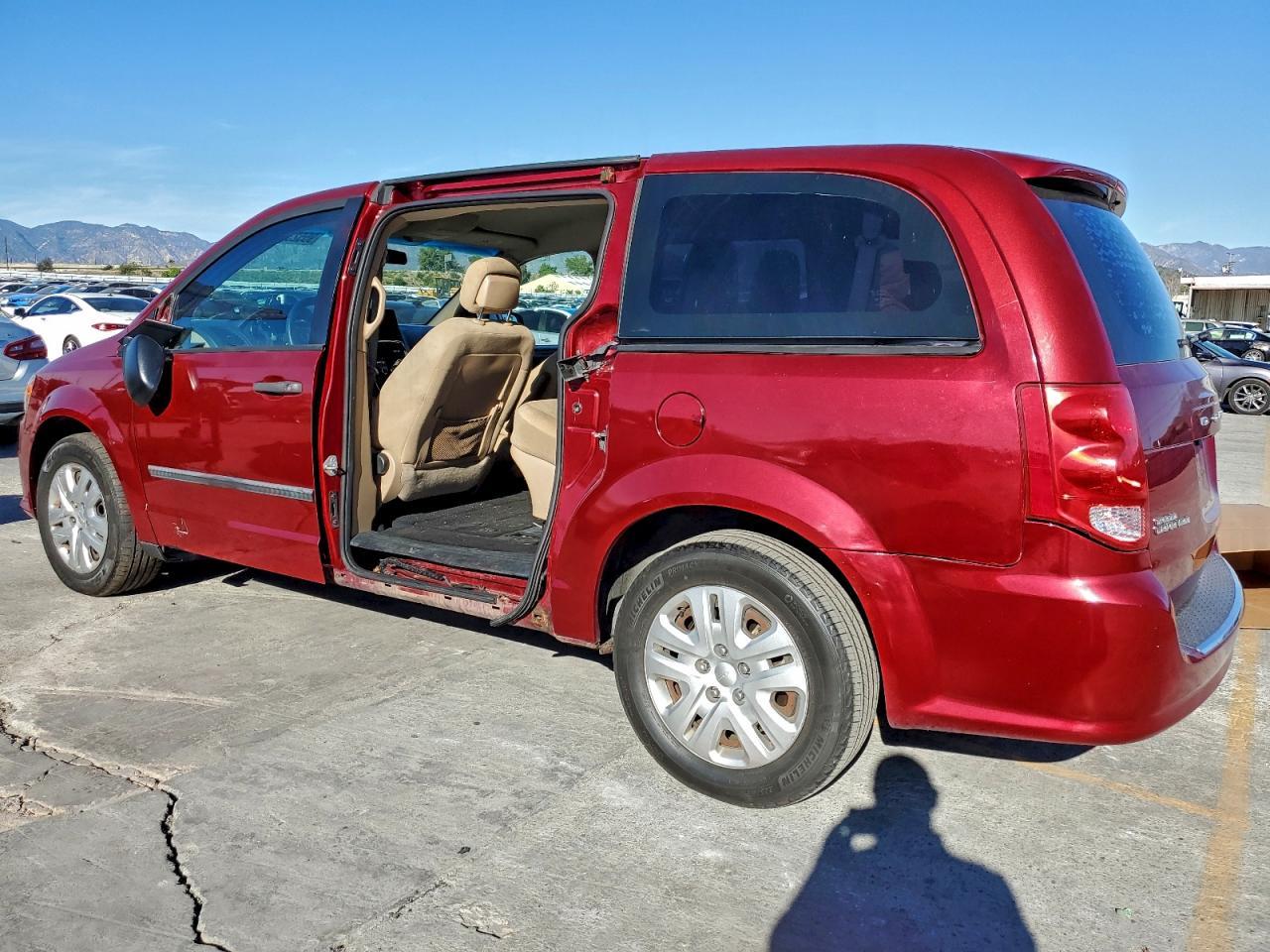 2016 Dodge Grand Caravan Se - Фото 2