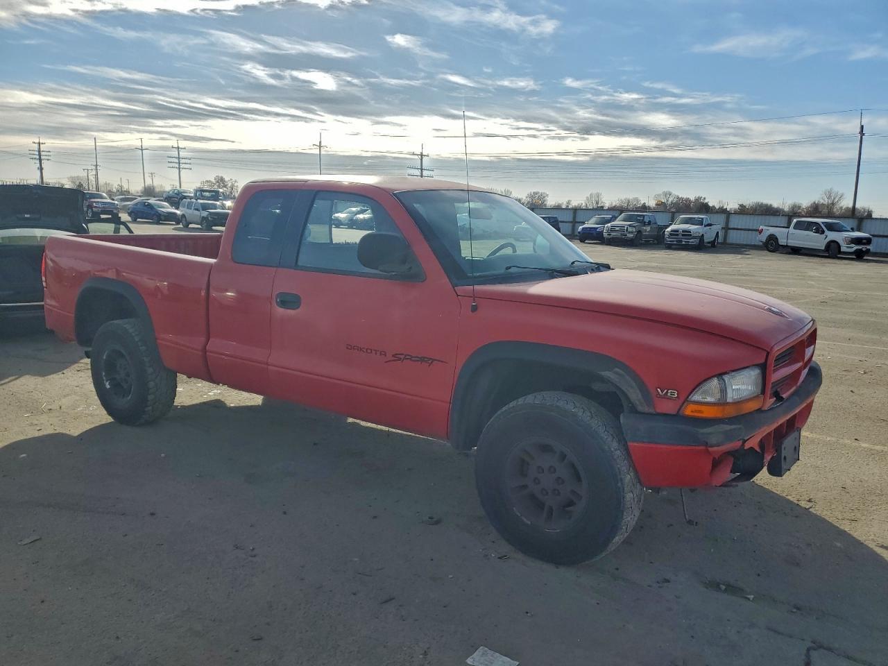 1999 Dodge Dakota - Image 4