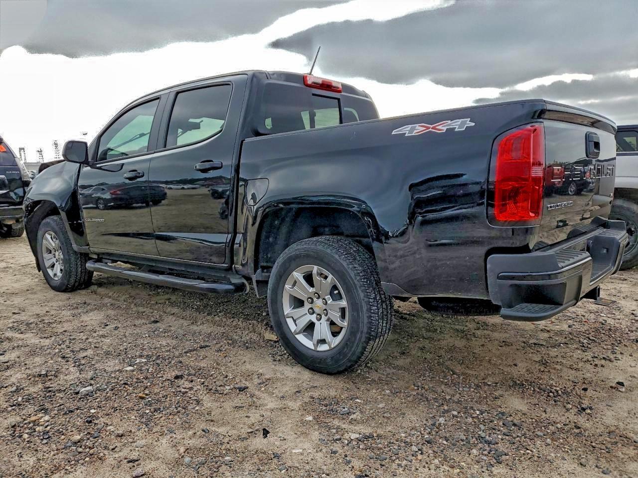 2022 Chevrolet Colorado Lt - Фото 2