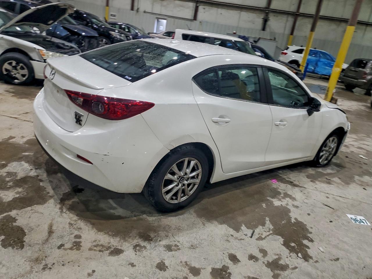 2014 Mazda 3 Grand Touring - Image 3