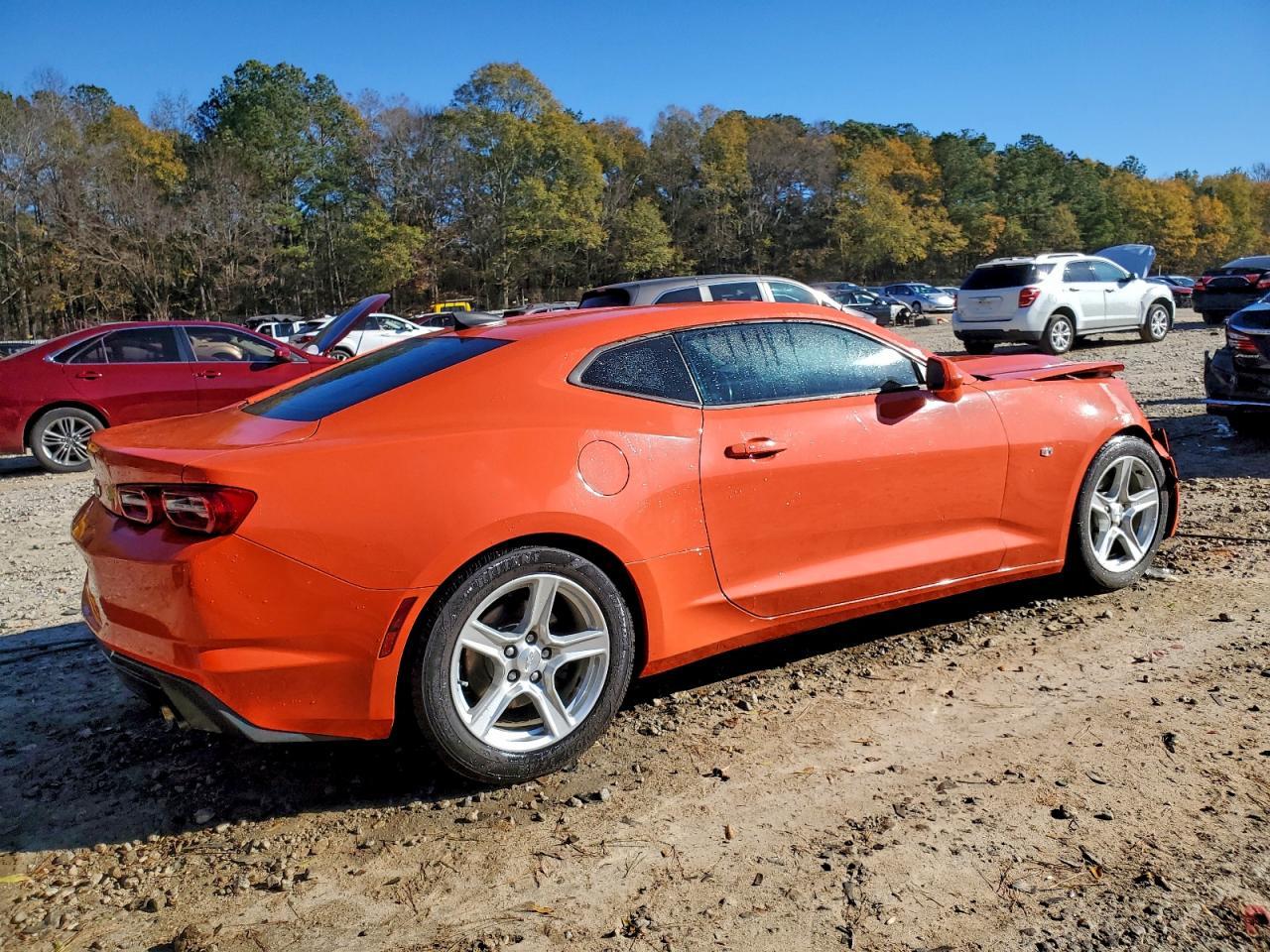 2019 Chevrolet Camaro Ls - Фото 3