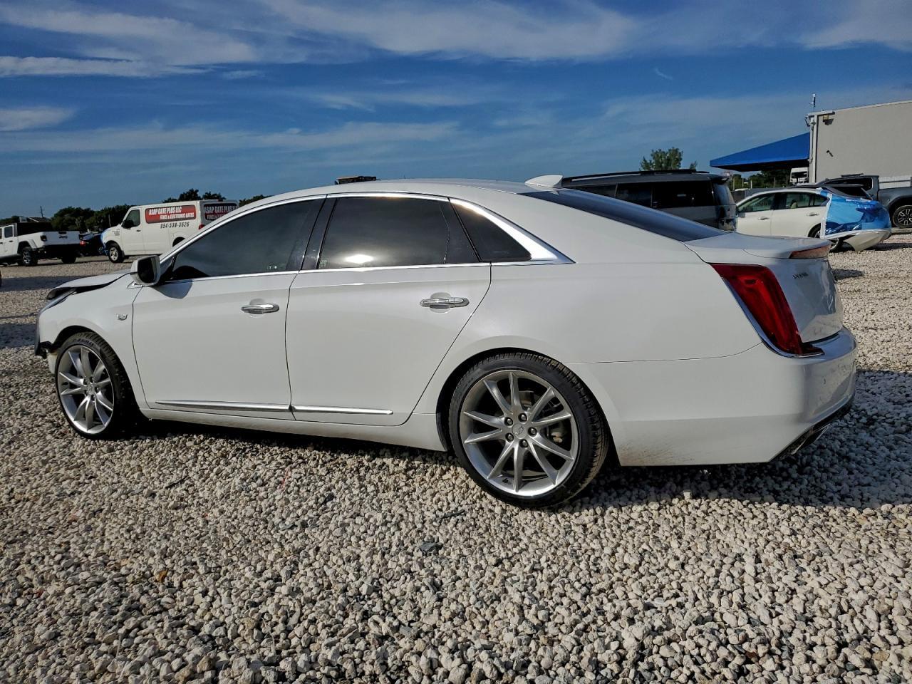 2019 Cadillac Xts Premium Luxury - Фото 2