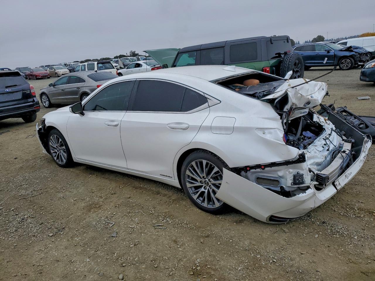 2021 Lexus Es 300H - Фото 2