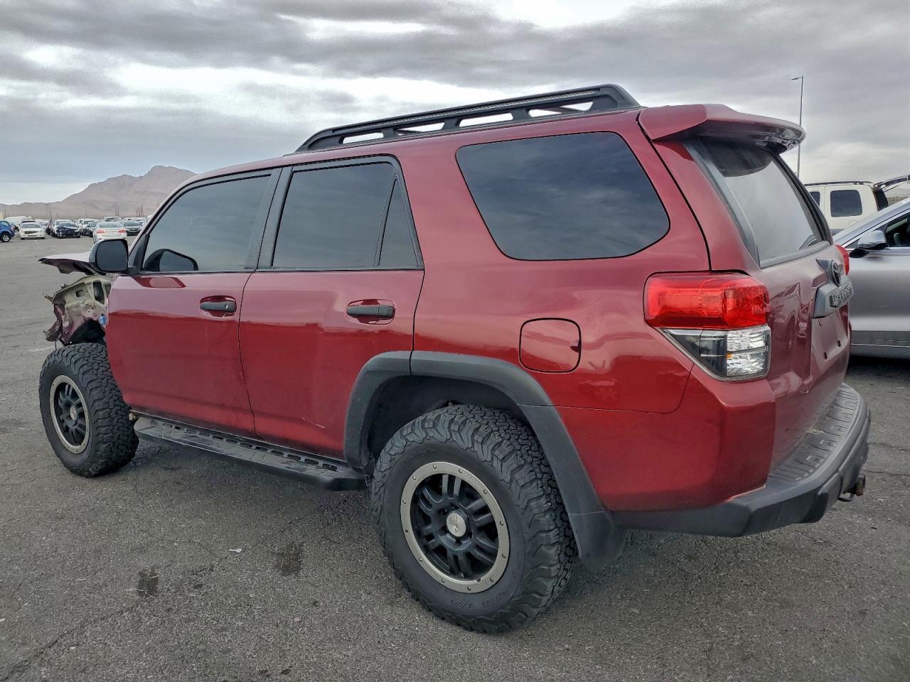 2011 Toyota 4Runner Sr5 - Фото 2