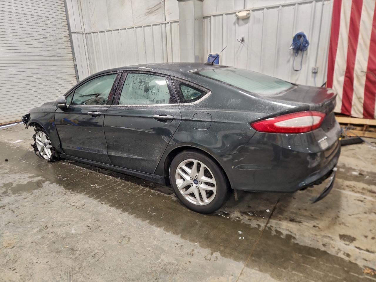 2015 Ford Fusion Se - Фото 2