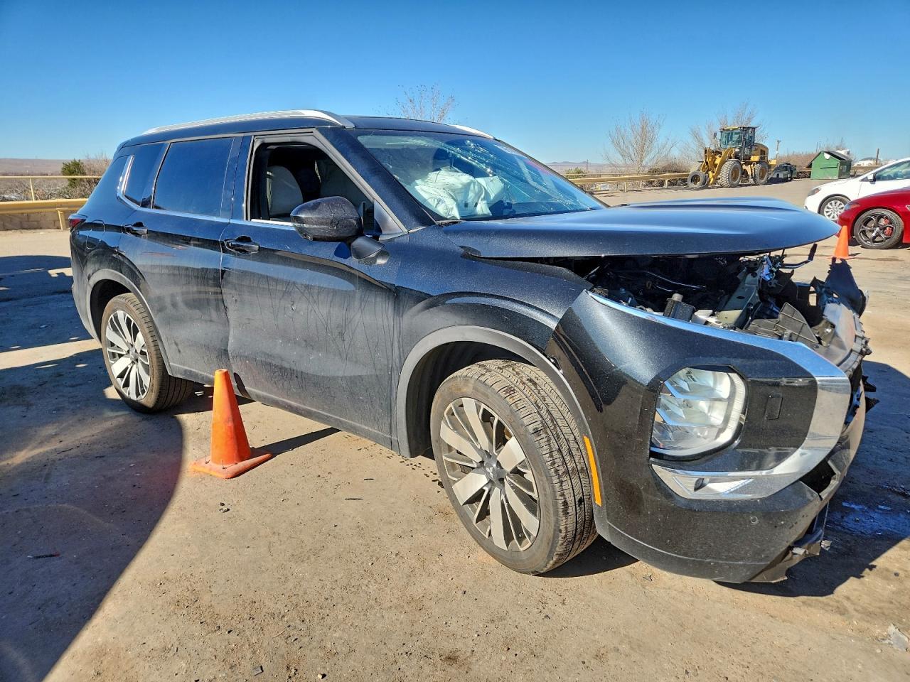 2025 Mitsubishi Outlander Sel - Image 4