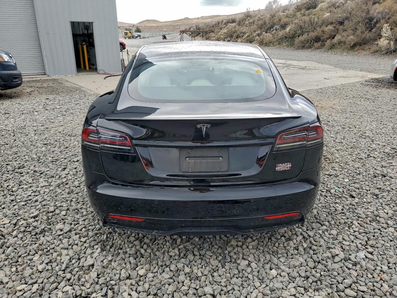 2022 Tesla Model S - Image 6