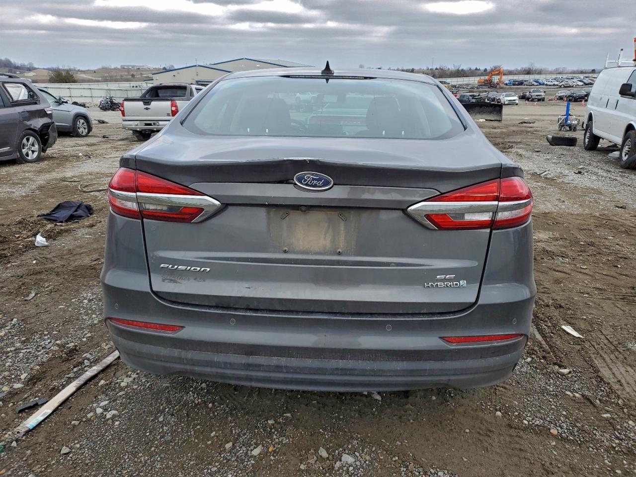 2019 Ford Fusion Se - Фото 6
