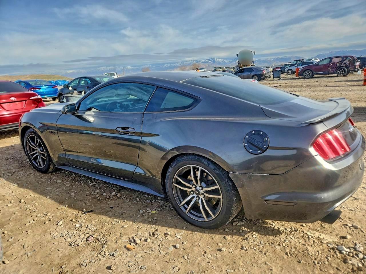 2017 Ford Mustang Gt - Фото 2