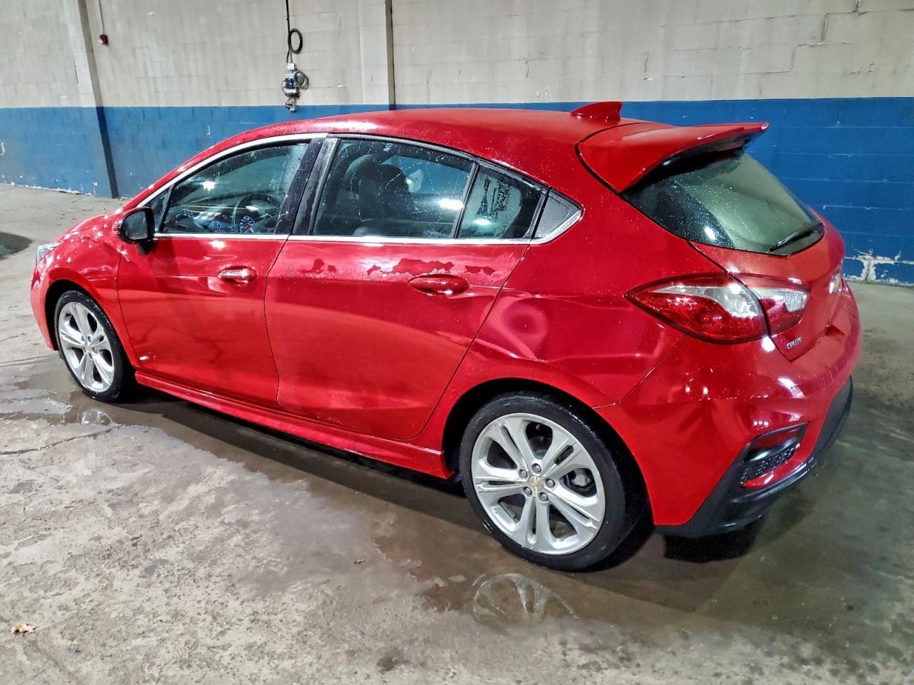 2017 Chevrolet Cruze Premier - Фото 2