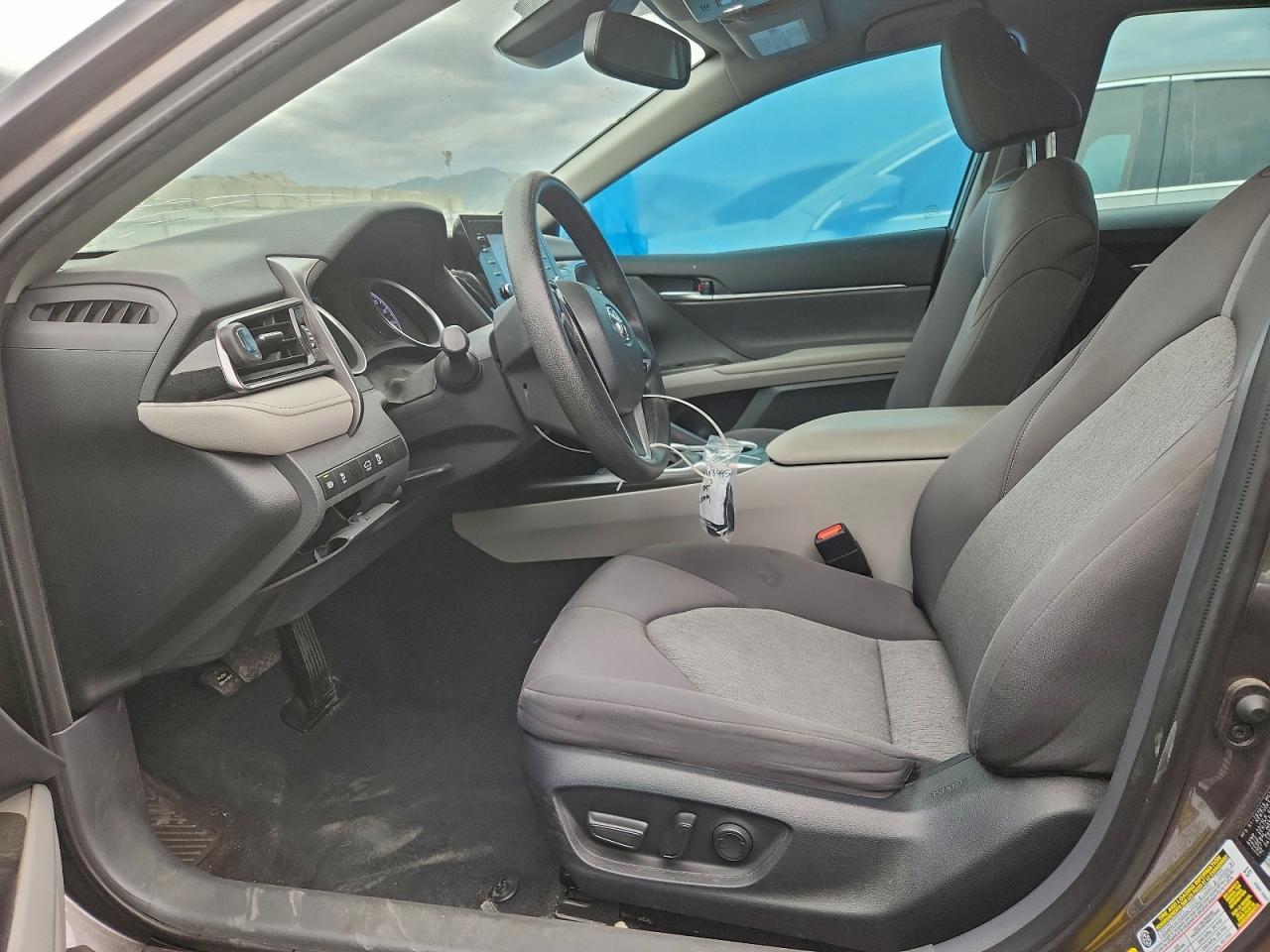 2024 Toyota Camry Le - Фото 7