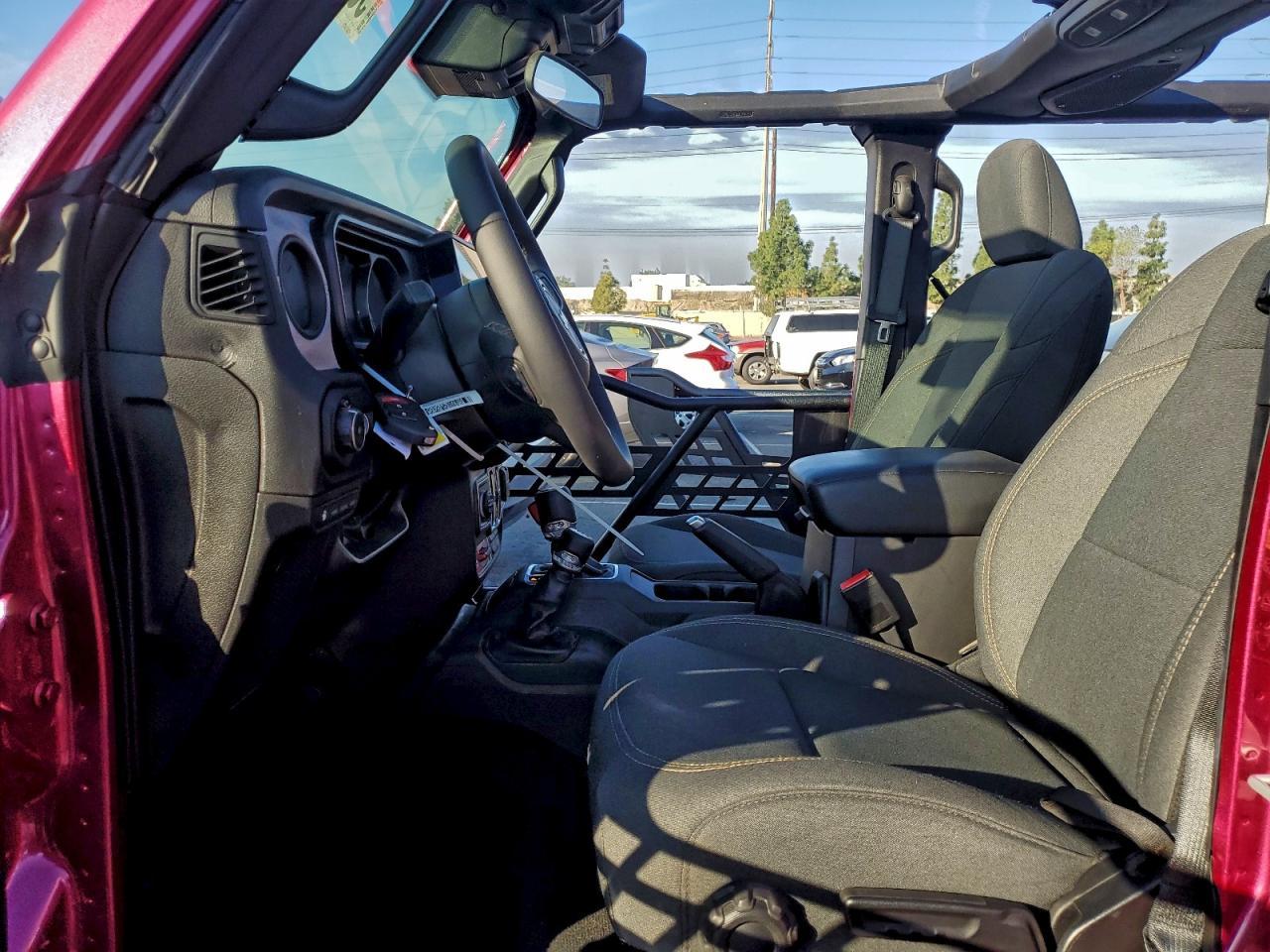 2024 Jeep Wrangler 4Xe - Фото 7