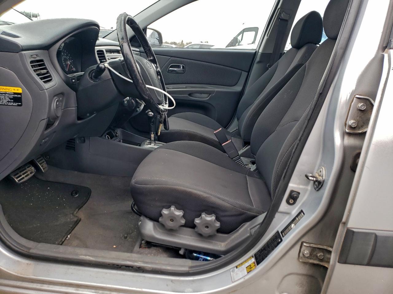 2006 Kia Rio 5 - Image 7