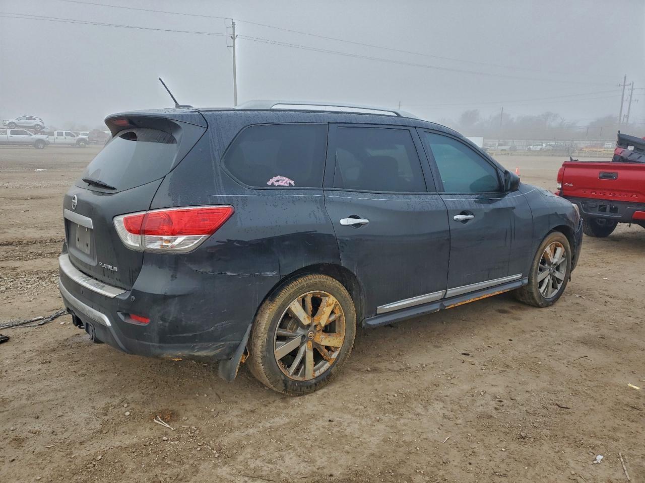 2015 Nissan Pathfinder S - Фото 3