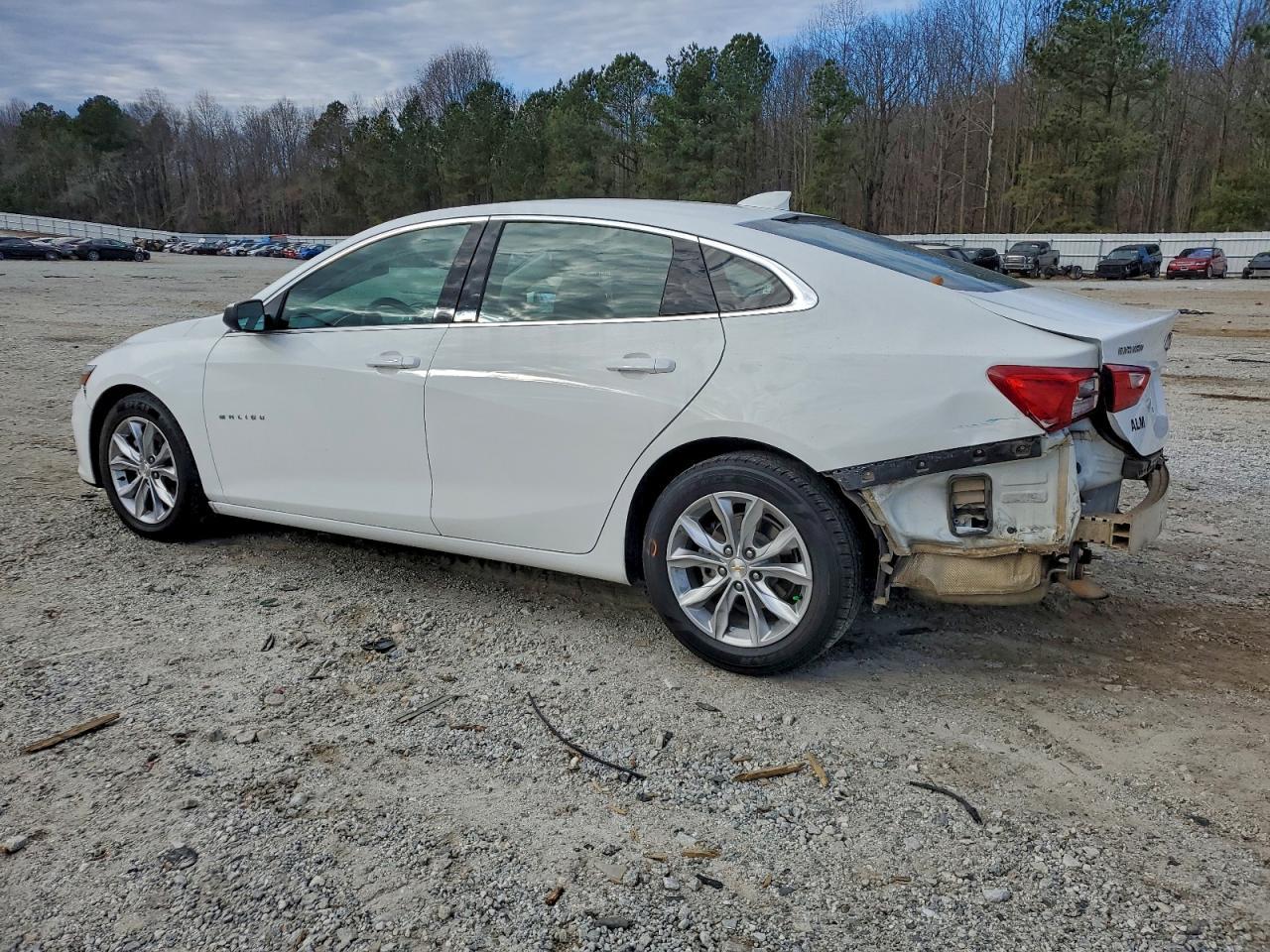 2023 Chevrolet Malibu Lt - Image 2