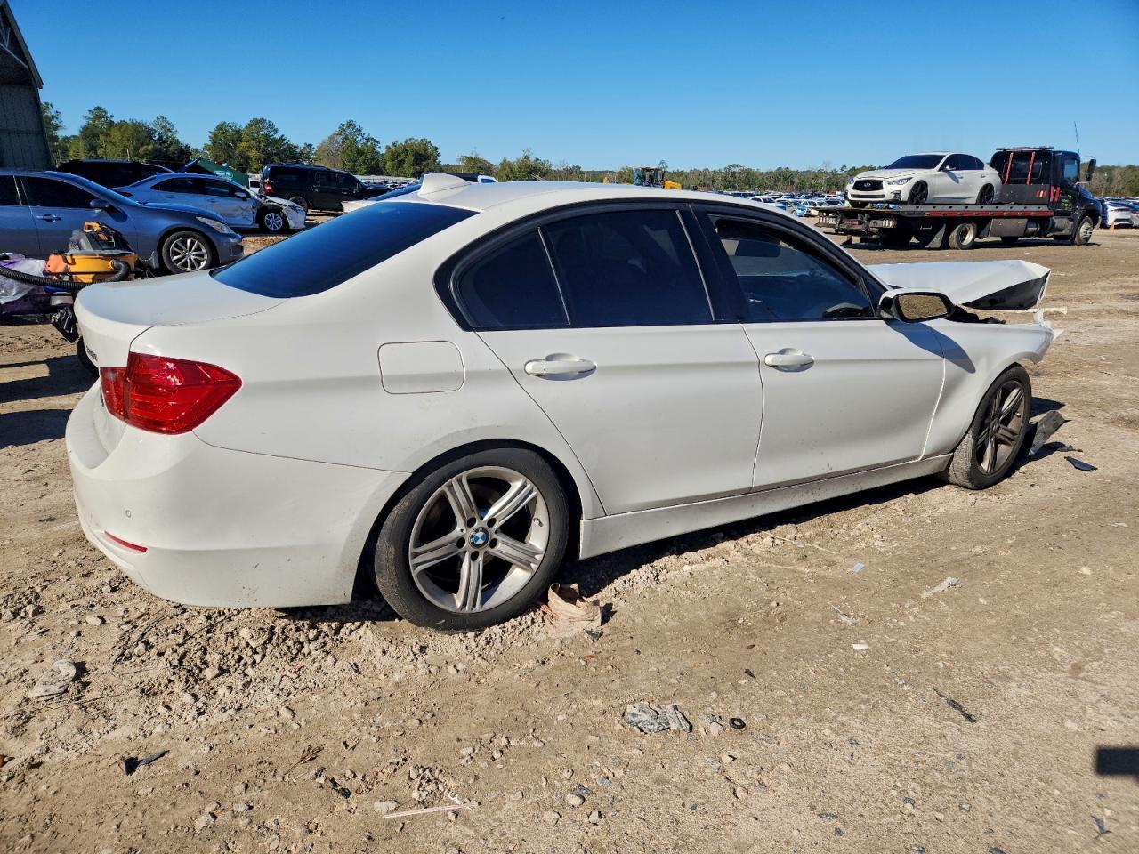 2015 BMW 328 I - Image 3