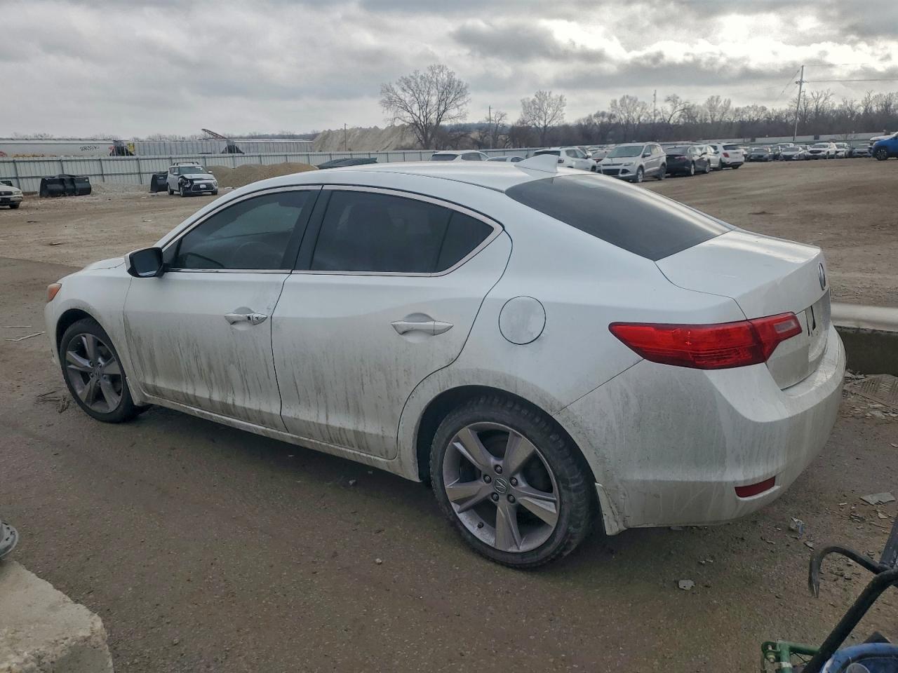 2014 Acura Ilx 20 Premium - Image 2