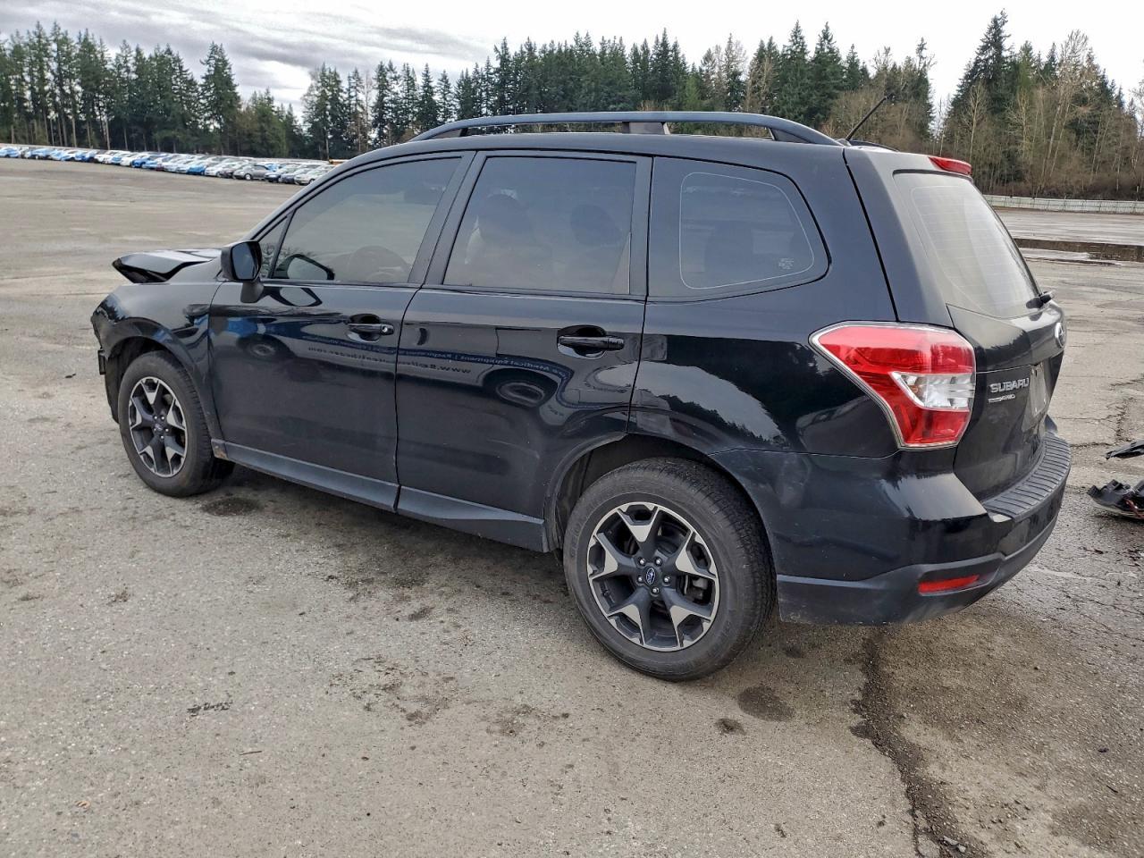 2015 Subaru Forester 2.5I - Image 2