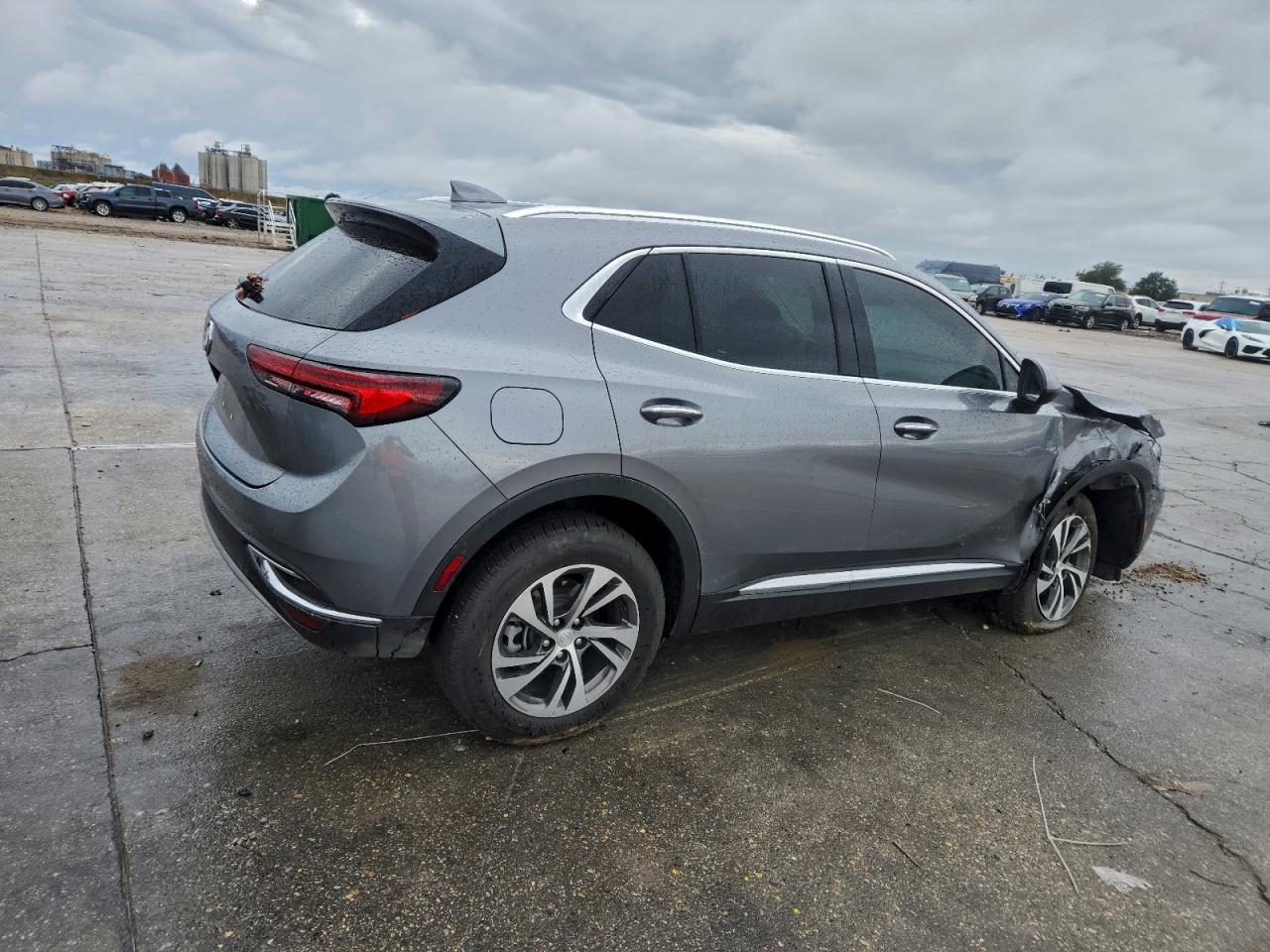 2021 Buick Envision Essence - Image 5