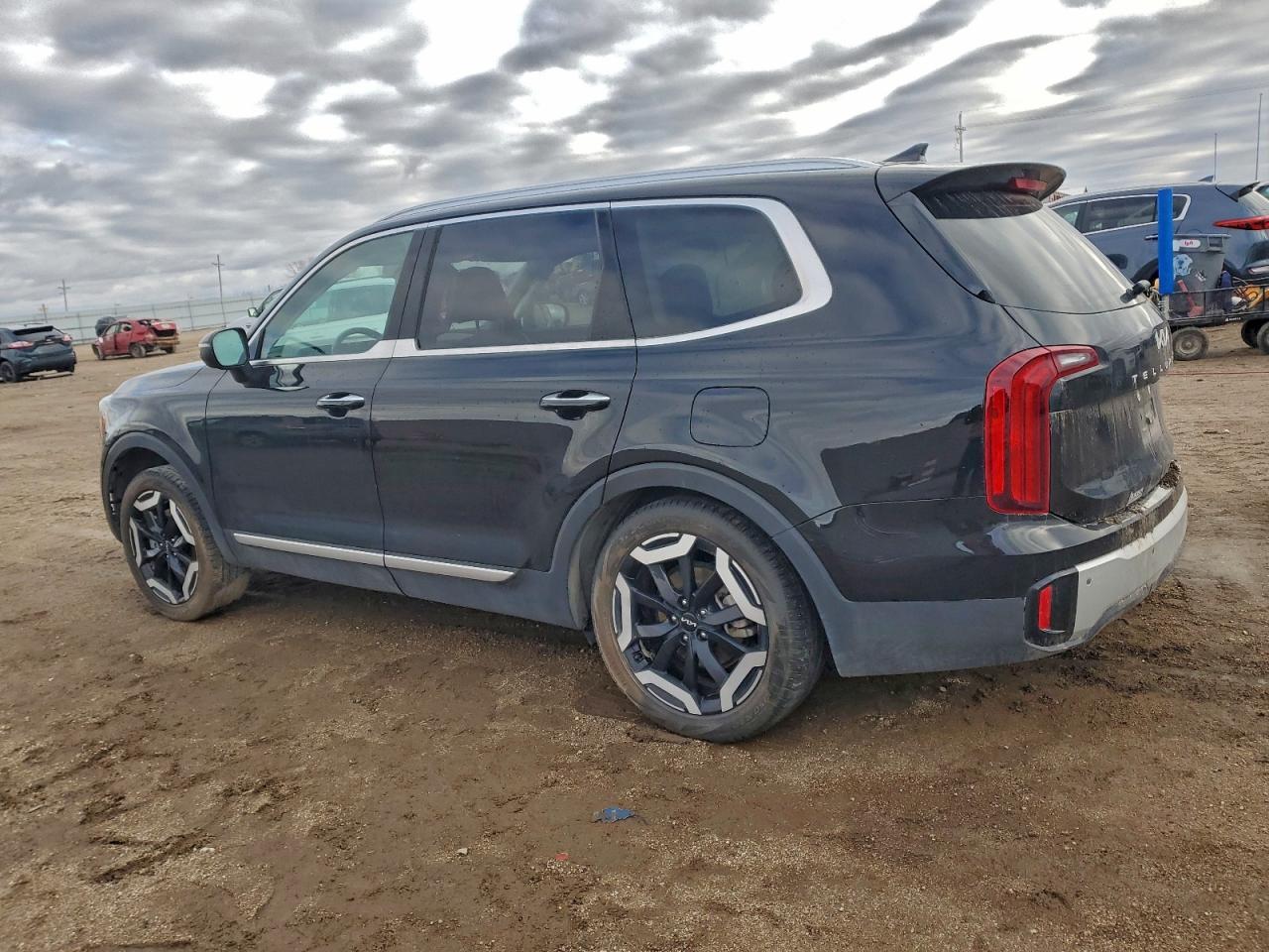 2023 Kia Telluride S - Фото 2