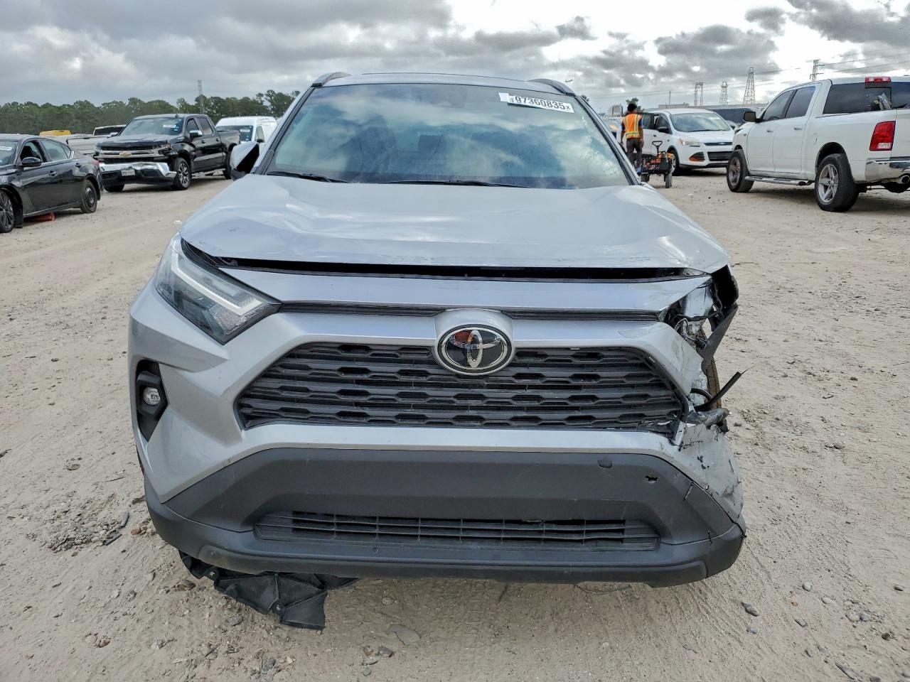 2025 Toyota Rav4 Xle Premium - Фото 6