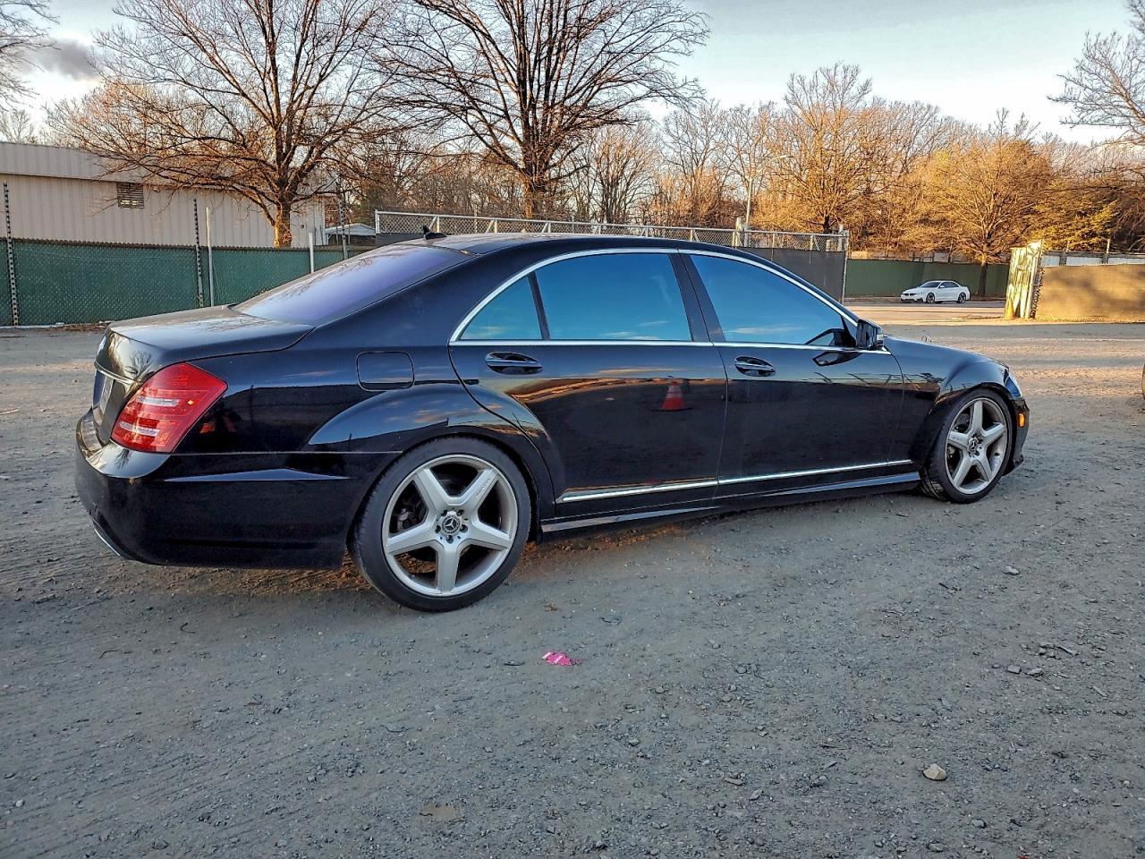 2011 Mercedes-Benz S 550 - Фото 3