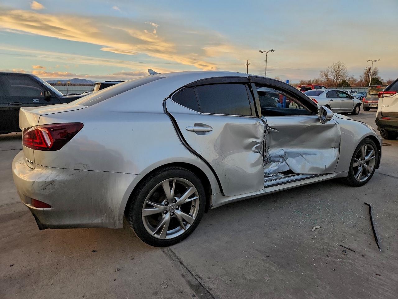 2010 Lexus Is 250 - Фото 3