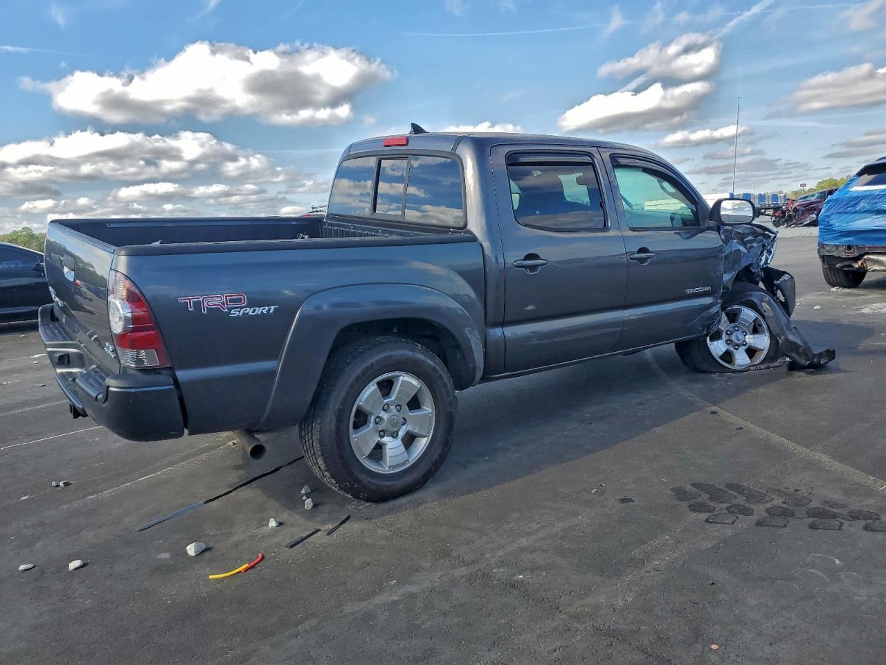 2013 Toyota Tacoma Double Cab - Фото 3