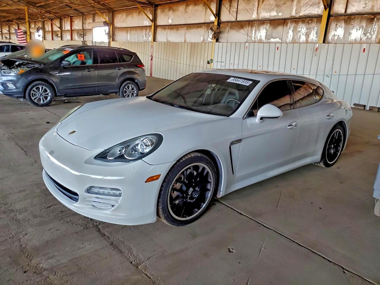 2011 Porsche Panamera S - Фото 2