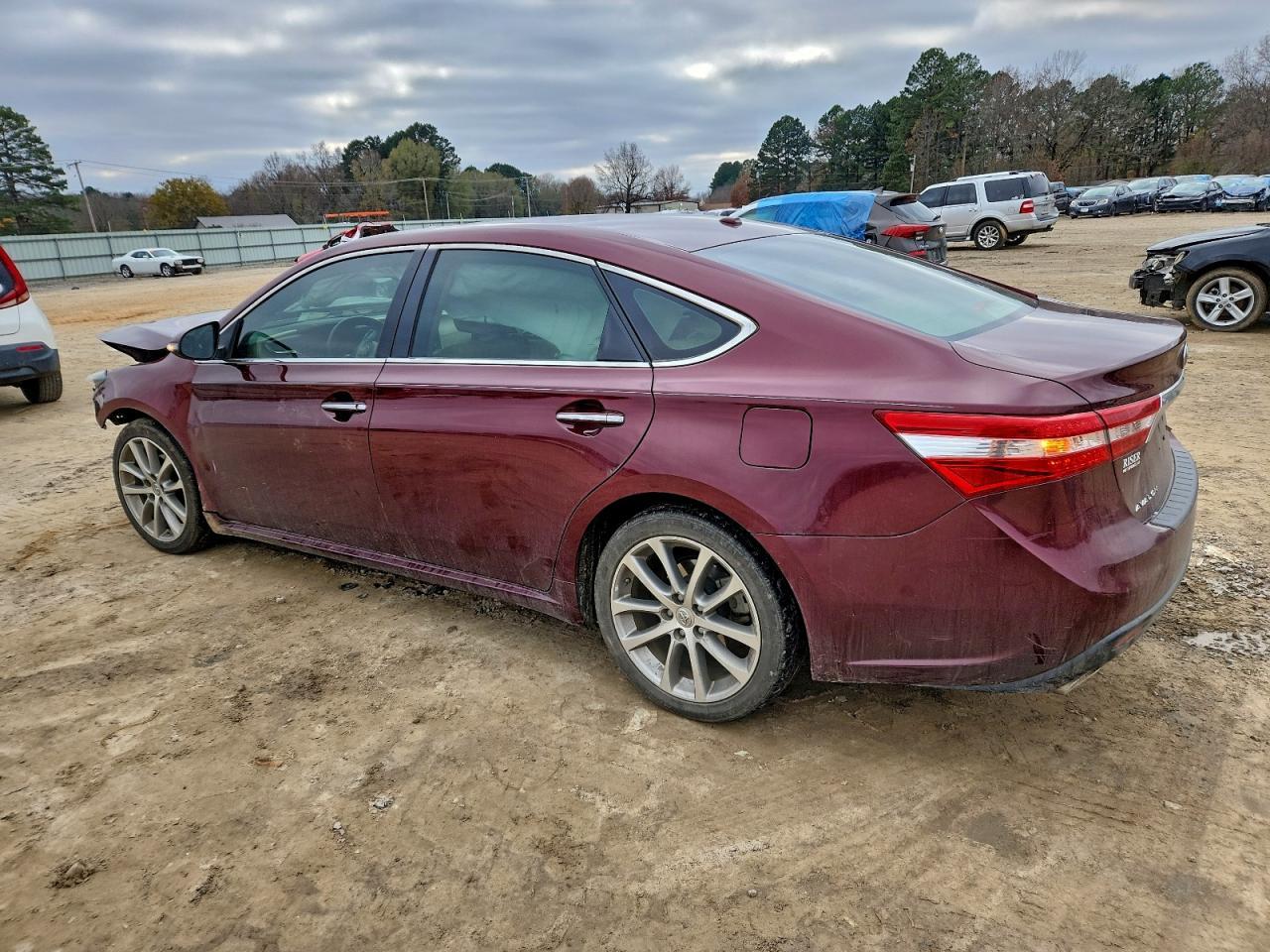 2014 Toyota Avalon Base - Image 2