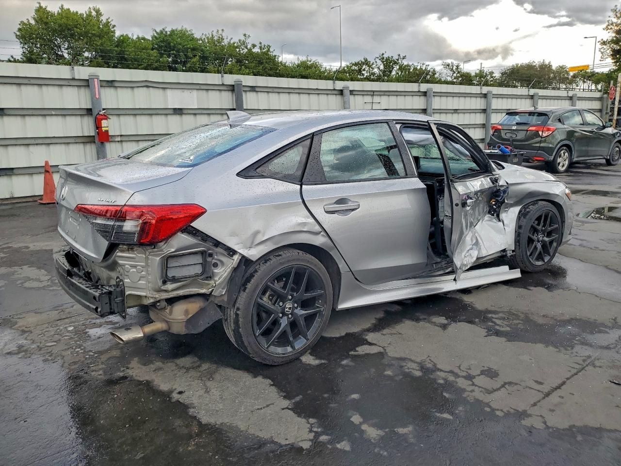 2024 Honda Civic Sport - Image 3