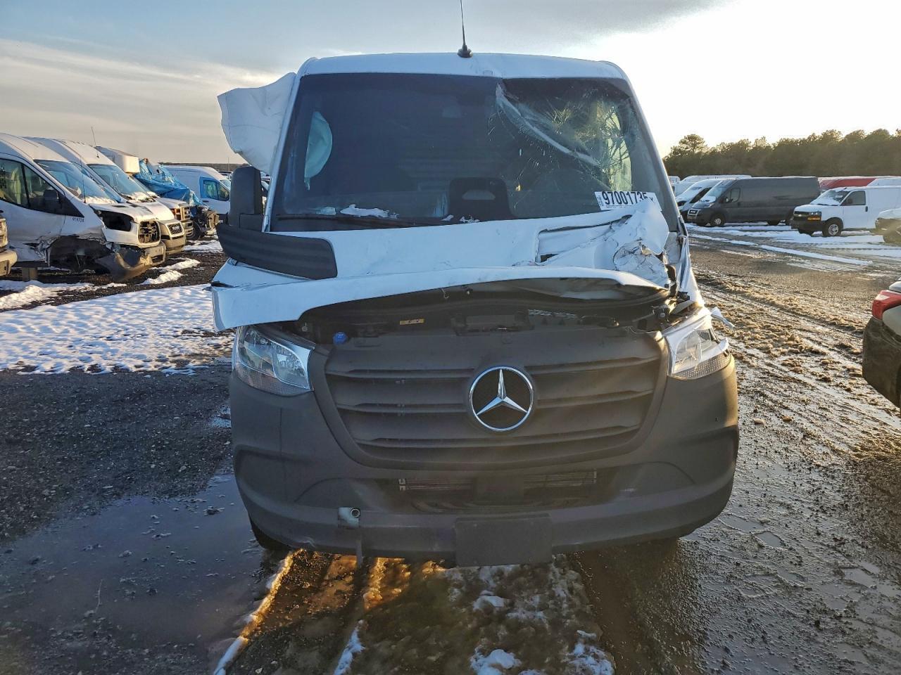 2025 Mercedes Benz Sprinter 2500 Delivery Van - Фото 5