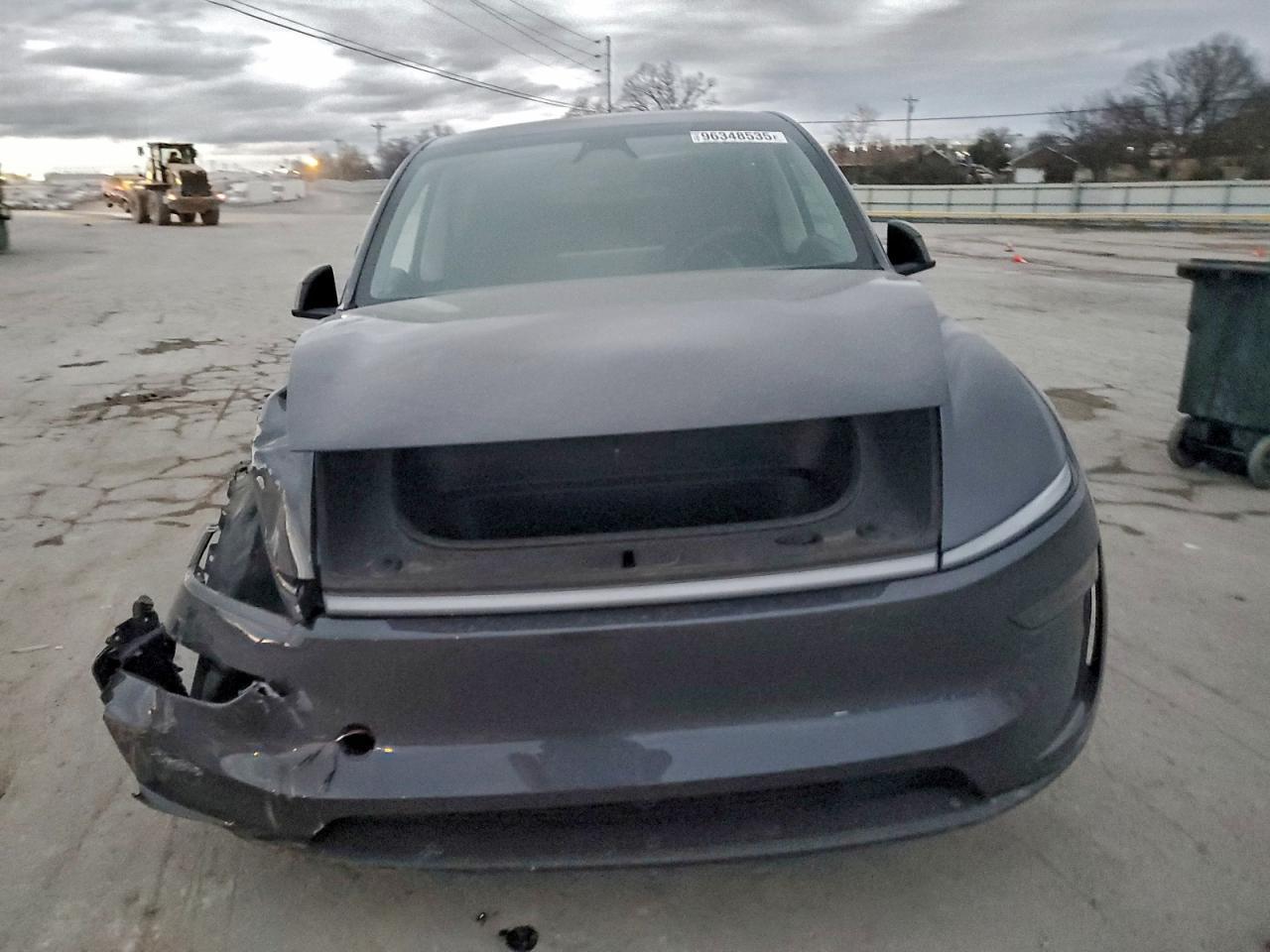 2026 Tesla Model Y - Image 5