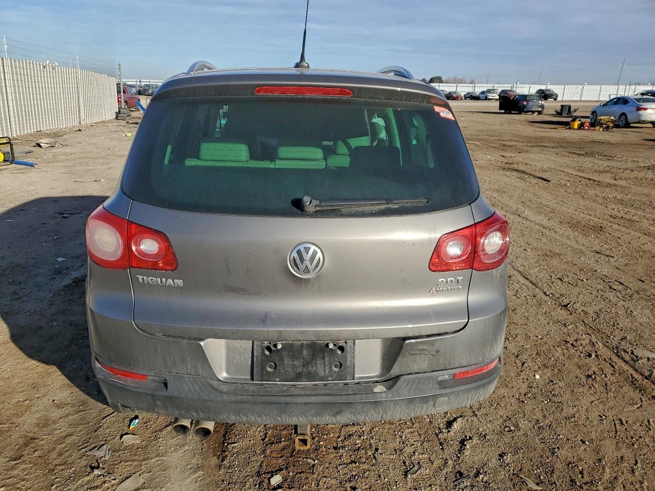 2011 Volkswagen Tiguan S - Фото 6