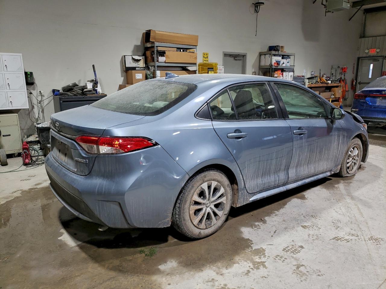 2022 Toyota Corolla Le - Image 3