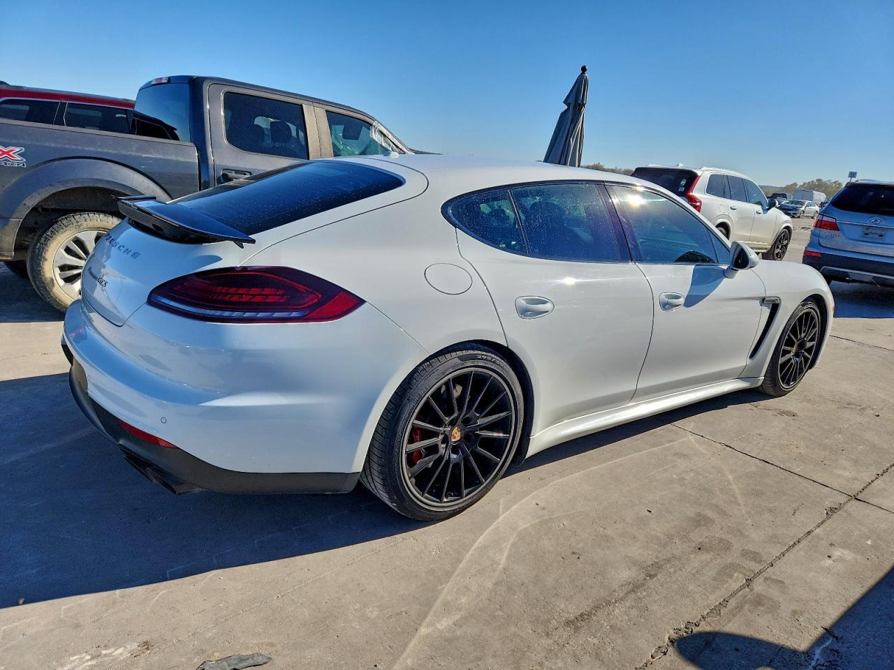 2014 Porsche Panamera Gts - Image 3